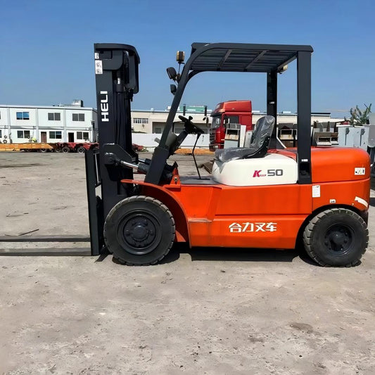 Used Heli CPC50 Forklift for Sale side view