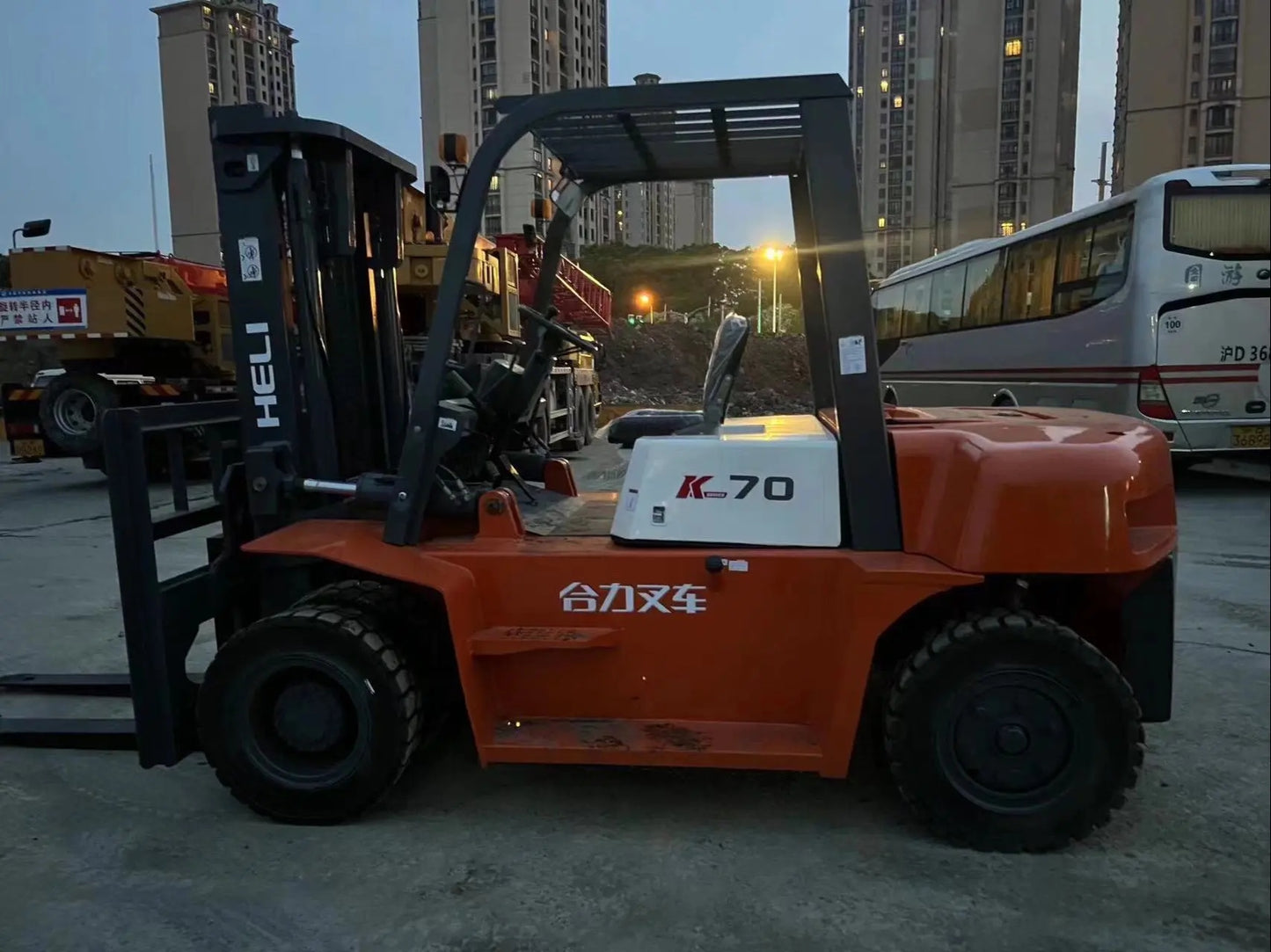 USED HELI FORKLIFT CPC70