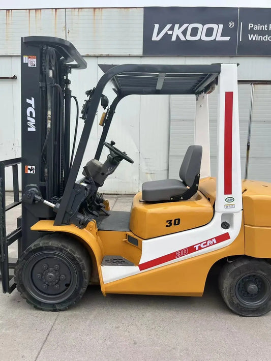 Used Tcm FD30 Forklift for Sale rear side view