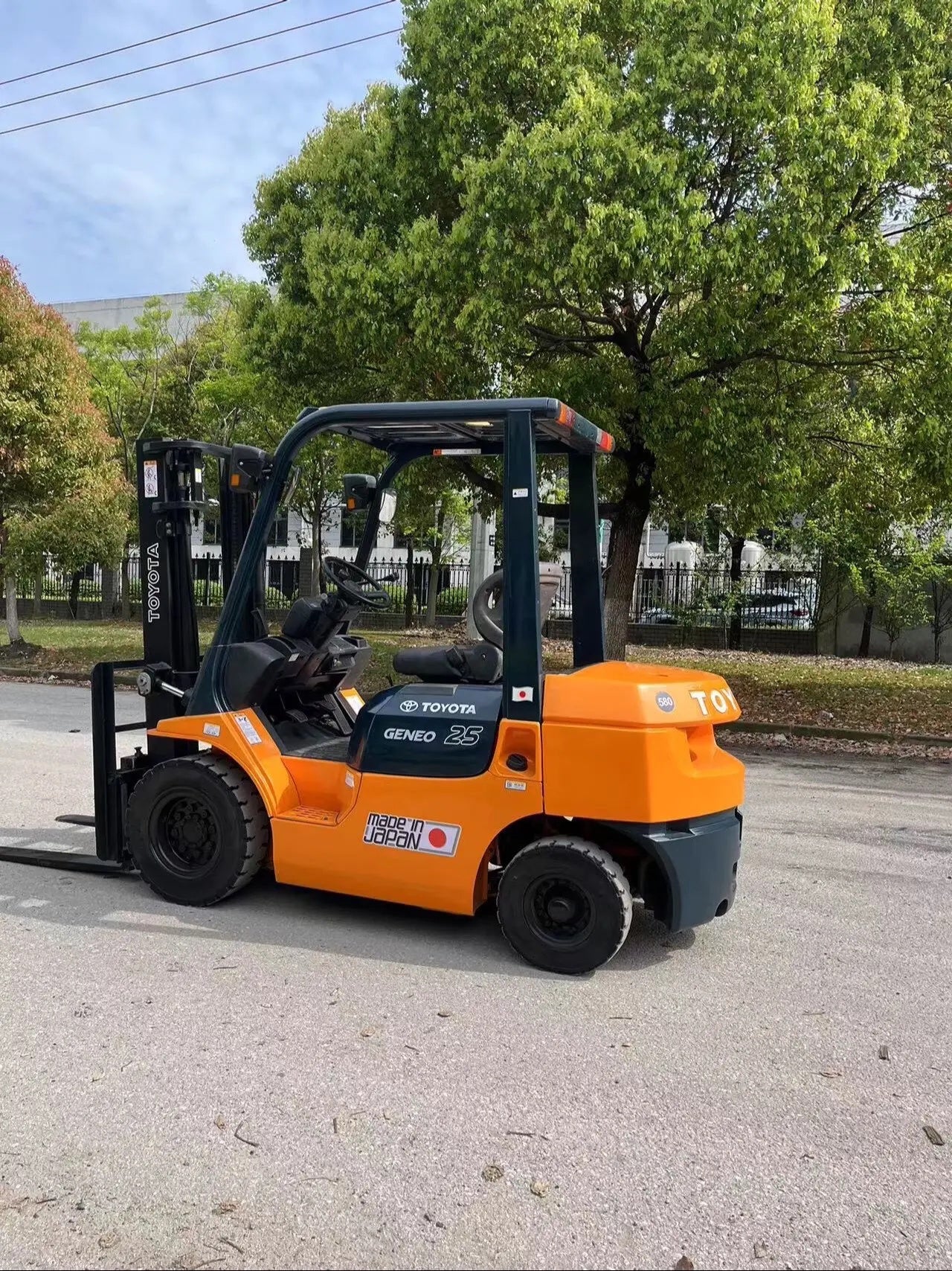 USED TOYOTA FORKLIFT FD25