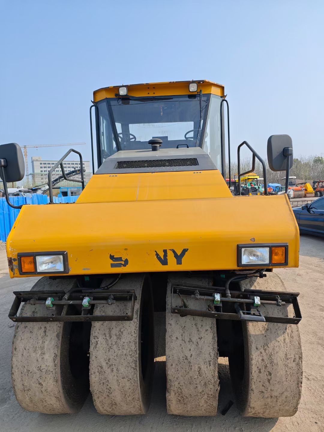USED SANY SPR260C-8