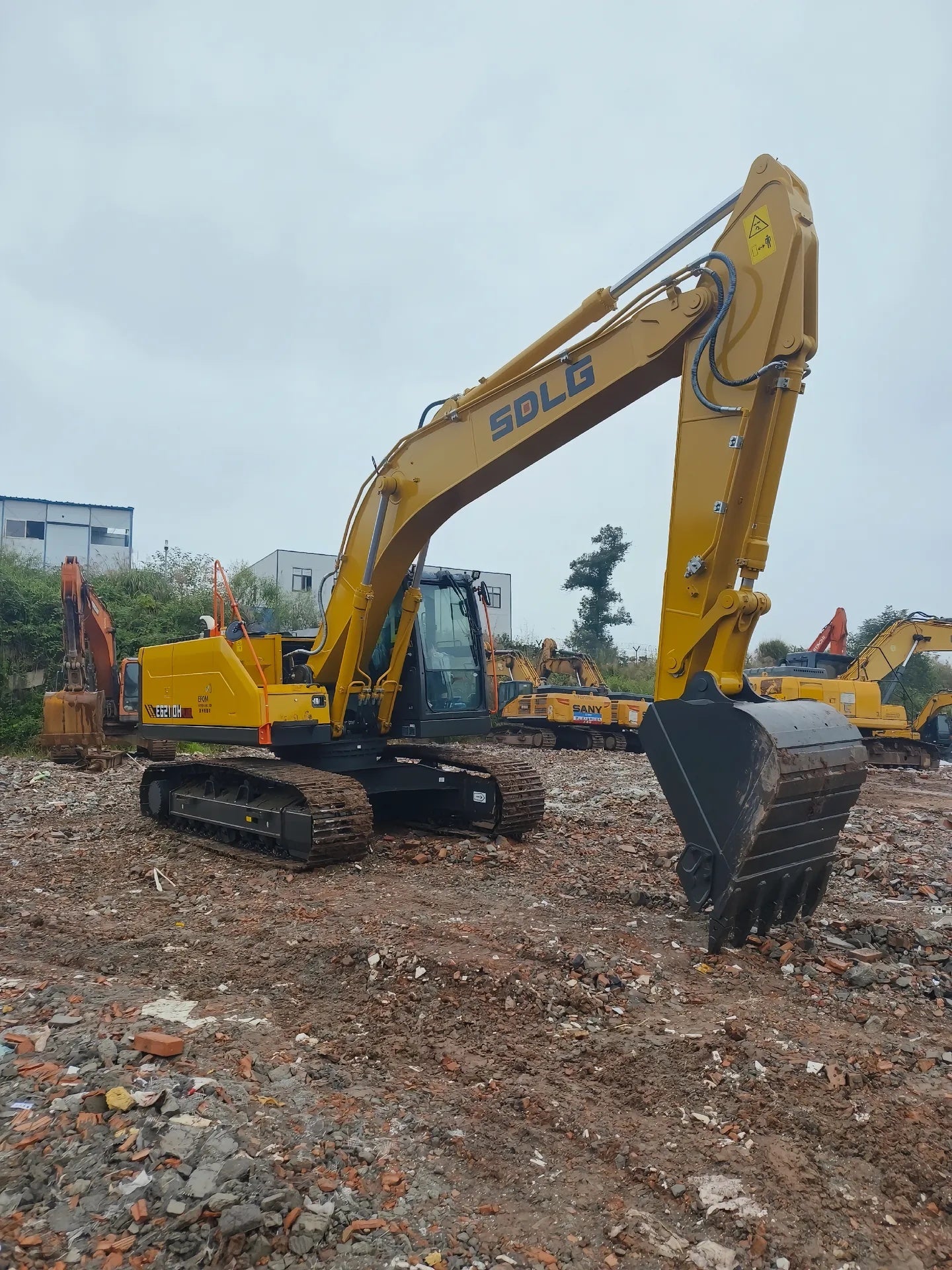 USED SDLG E6210H