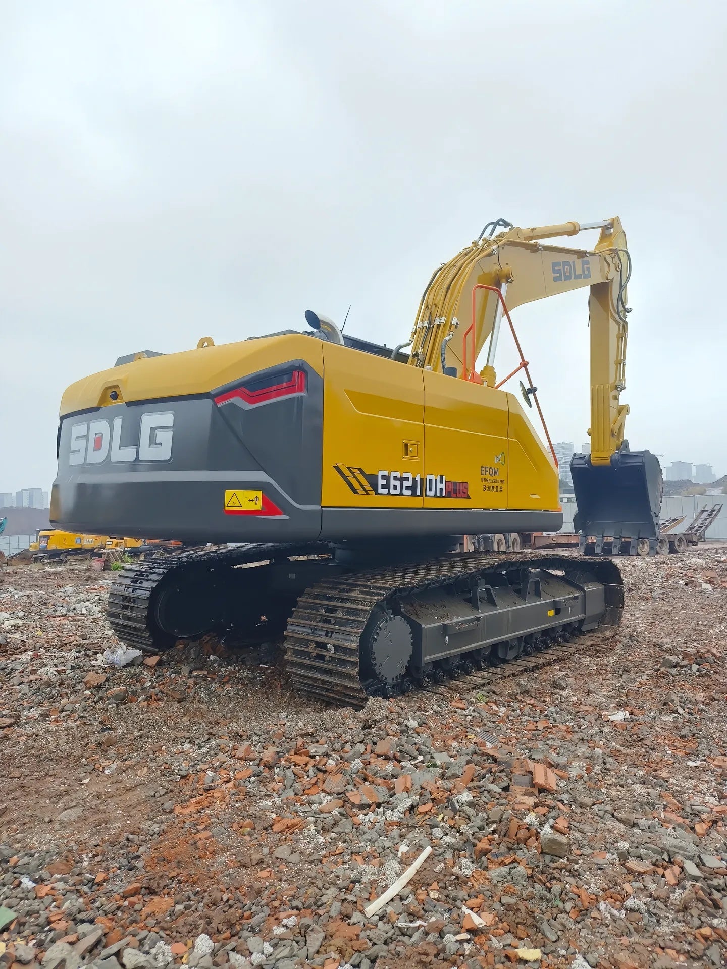 USED SDLG E6210H