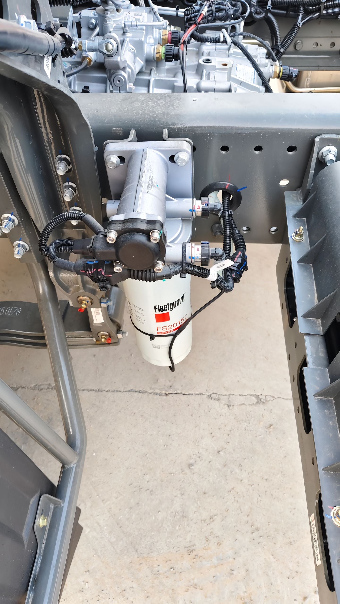 New Howo 290HP Truck Chassis for Sale detail view