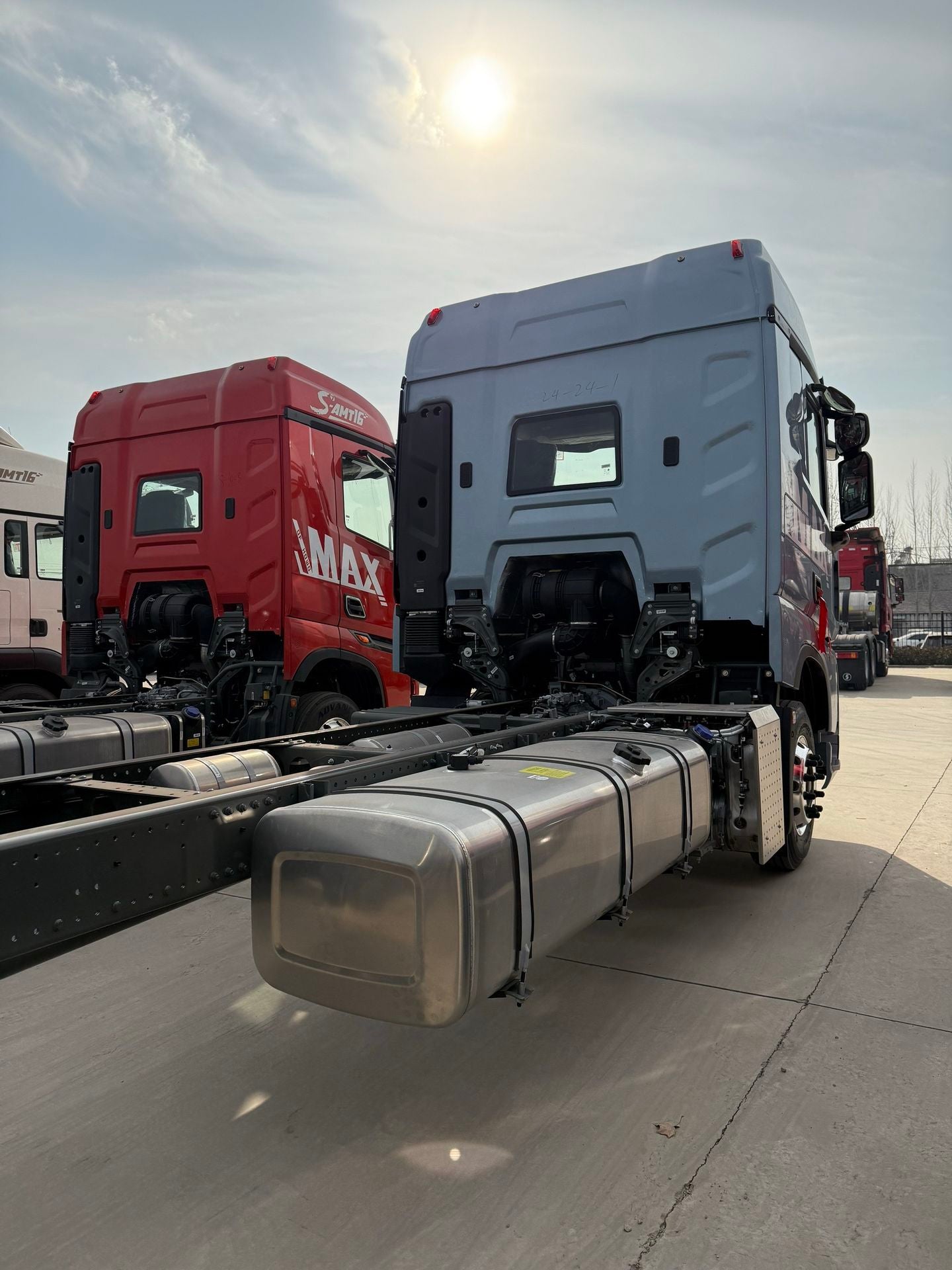 New Howo 350HP Truck Chassis for Sale detail view