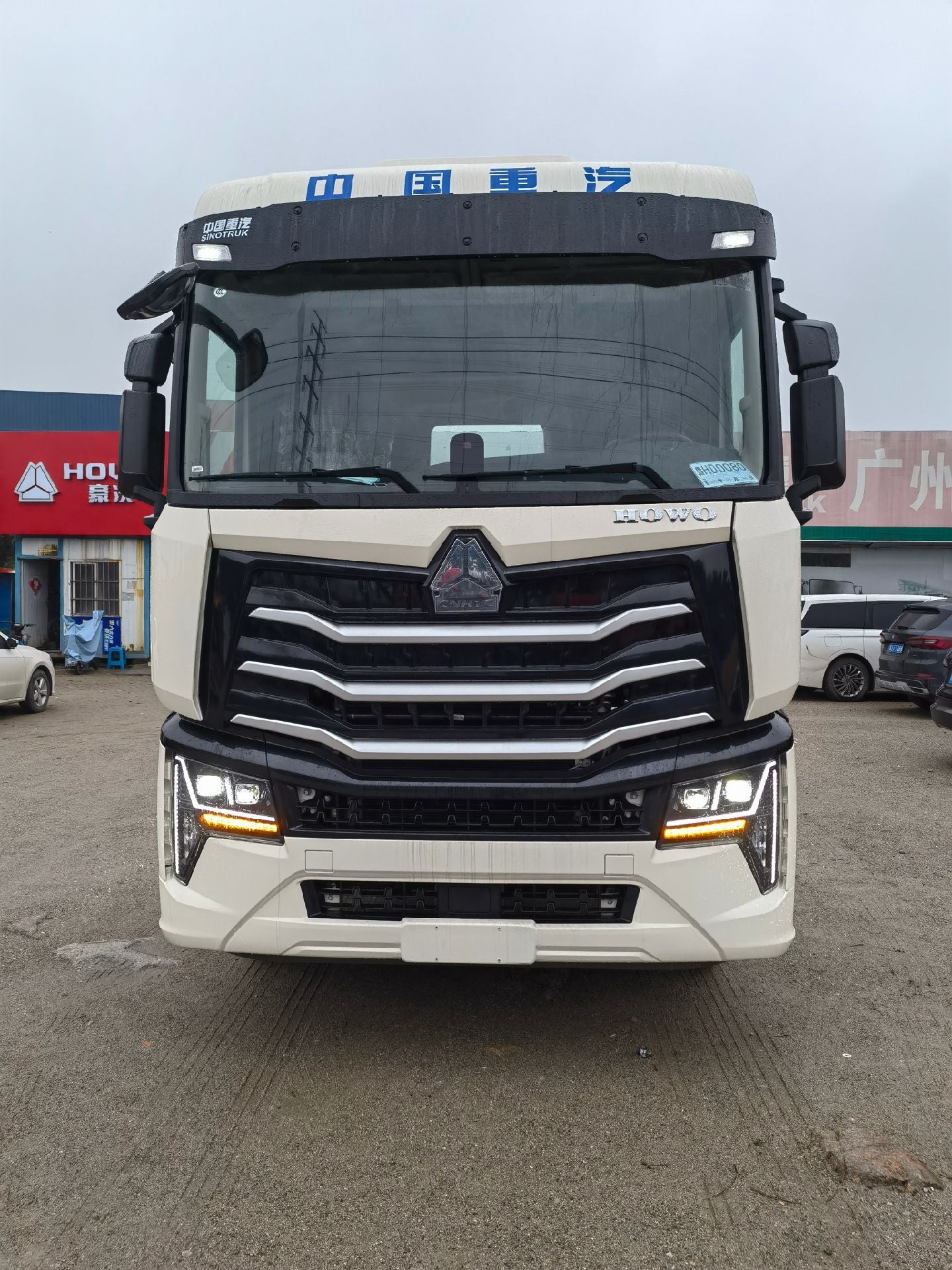New Howo 480HP Truck Chassis for Sale rear side view