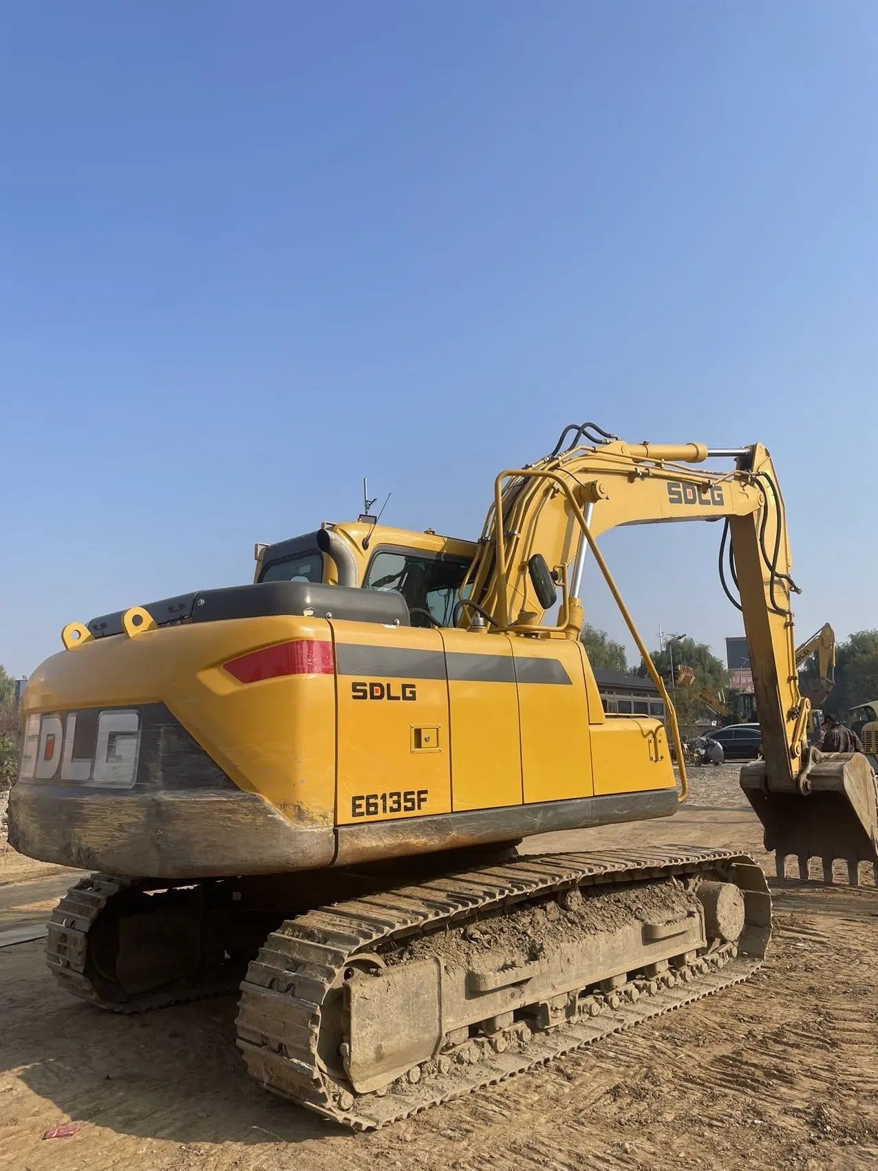 USED SDLG E6135F