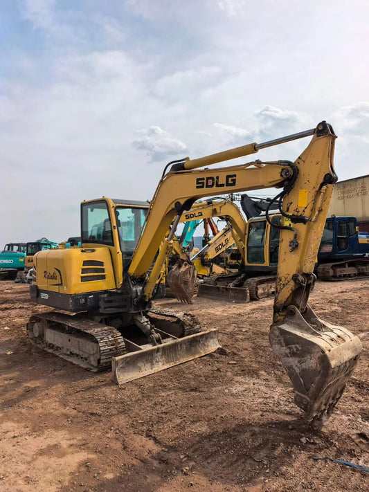 Used Sdlg E655F Excavator for Sale rear side view