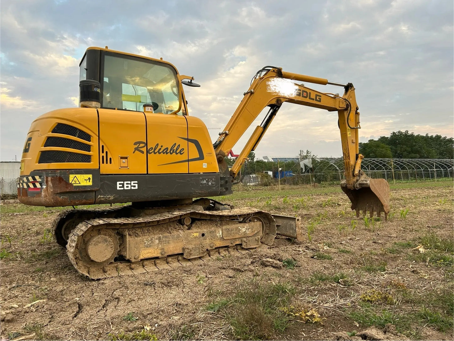 USED SDLG E655F