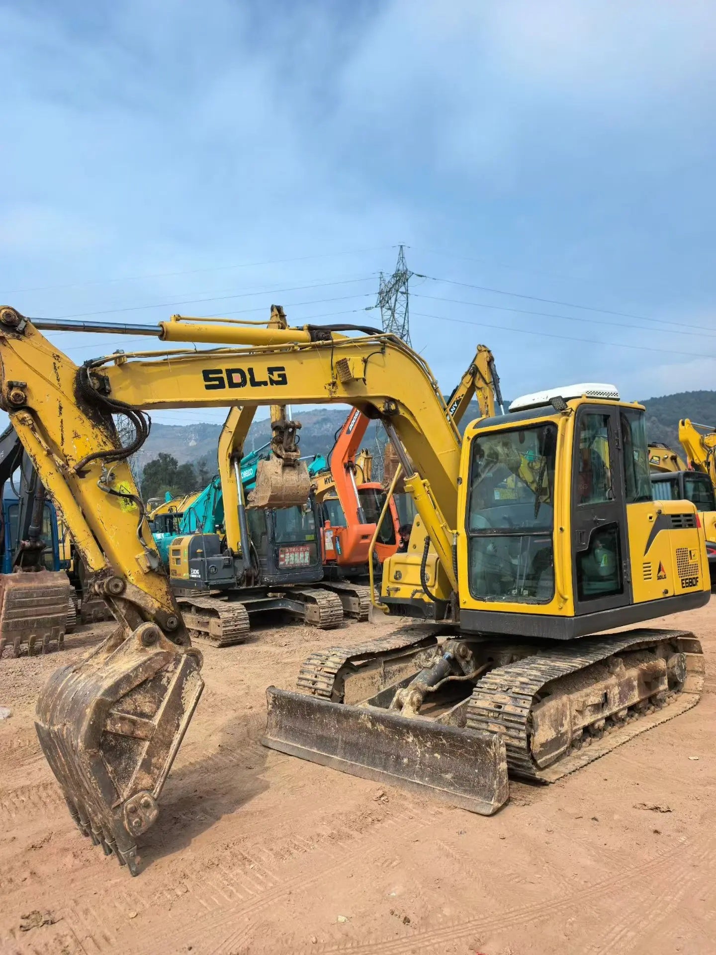 USED SDLG E680F