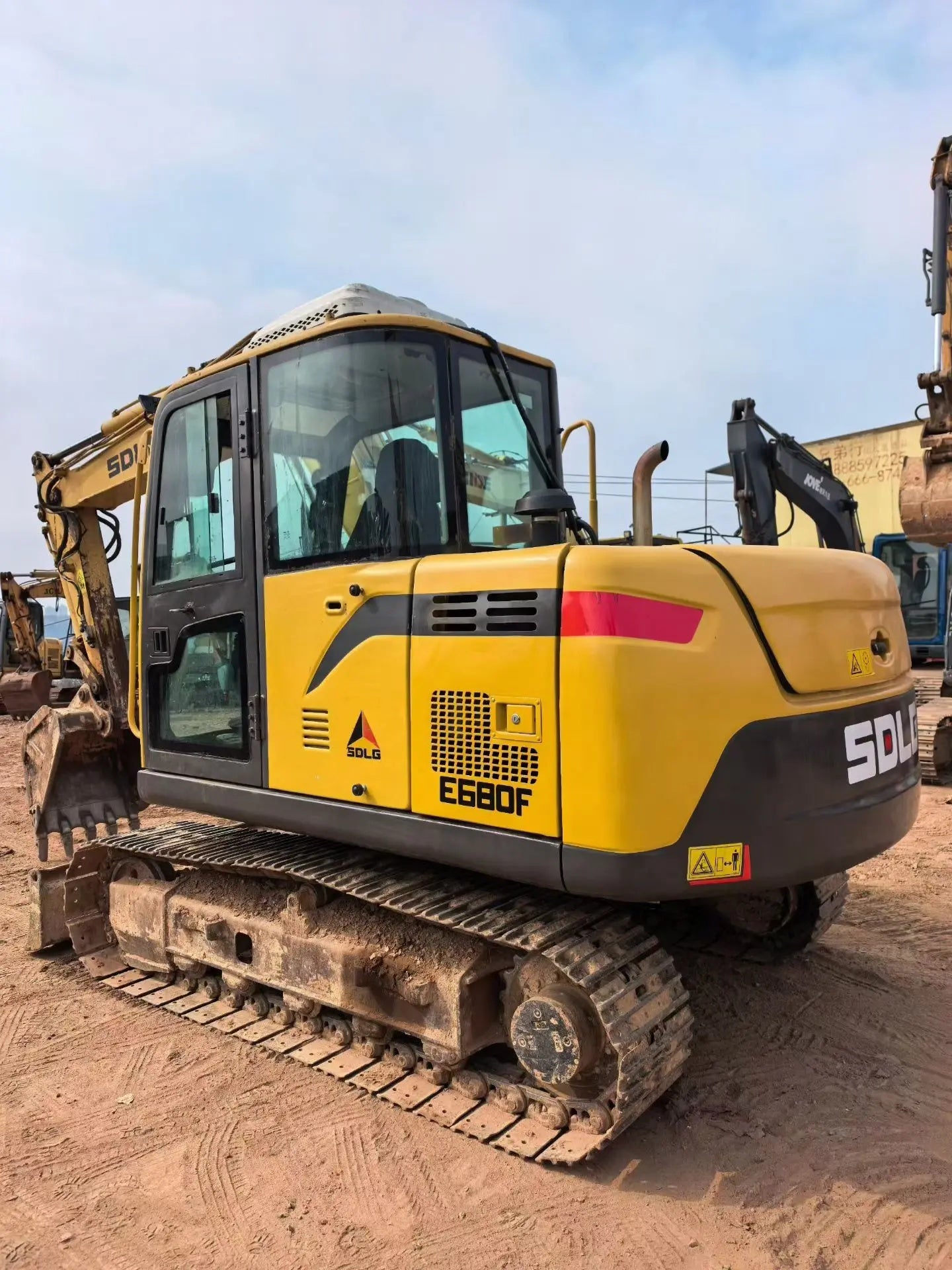 USED SDLG E680F