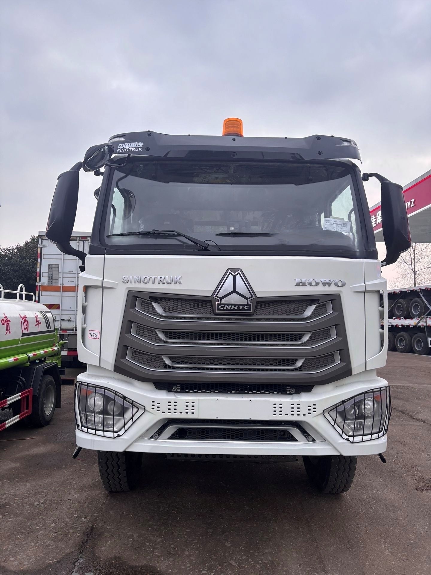 New Howo 540HP Flatbed Truck for Sale front view
