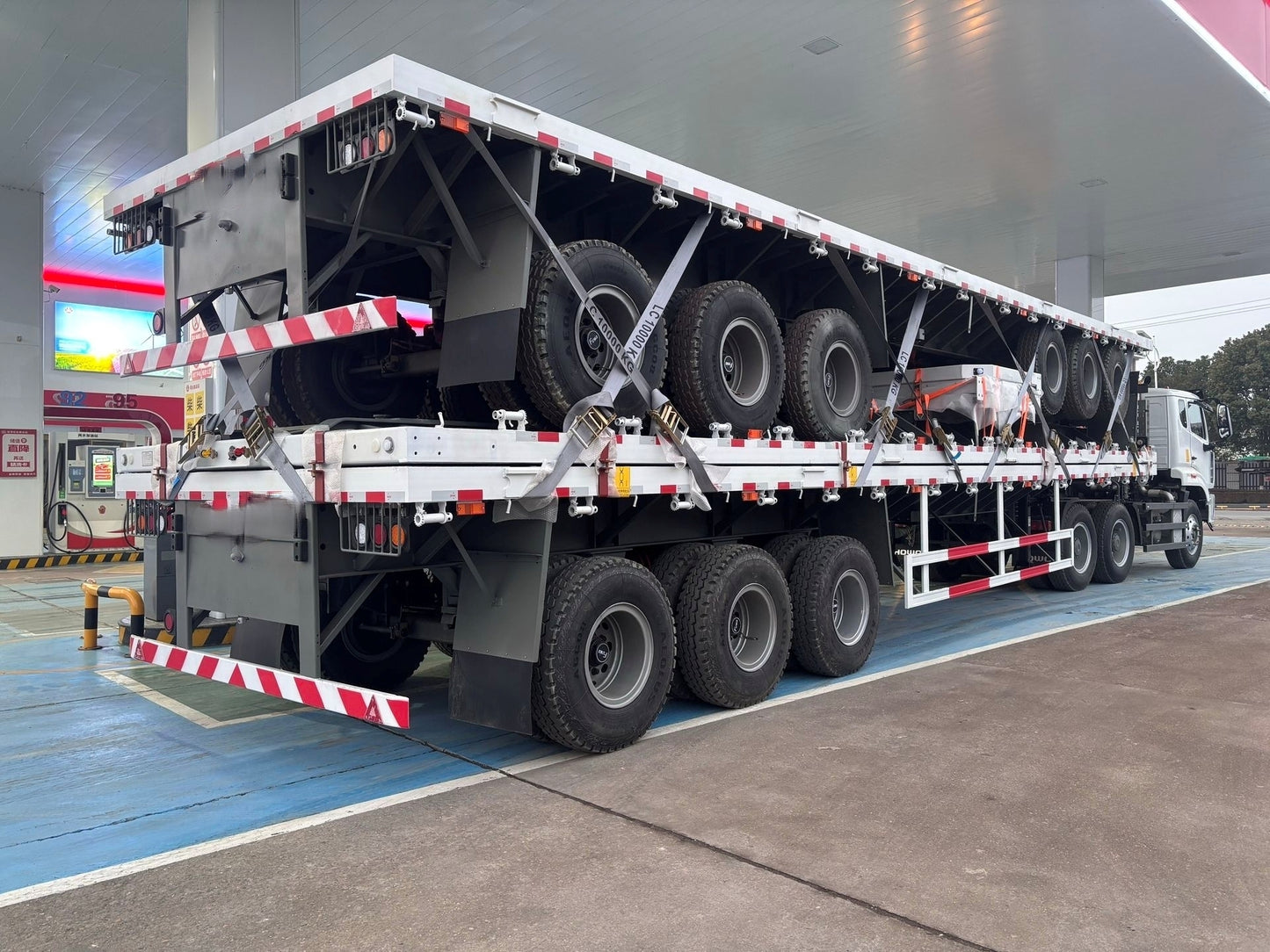 New Howo 540HP Flatbed Truck for Sale detail view