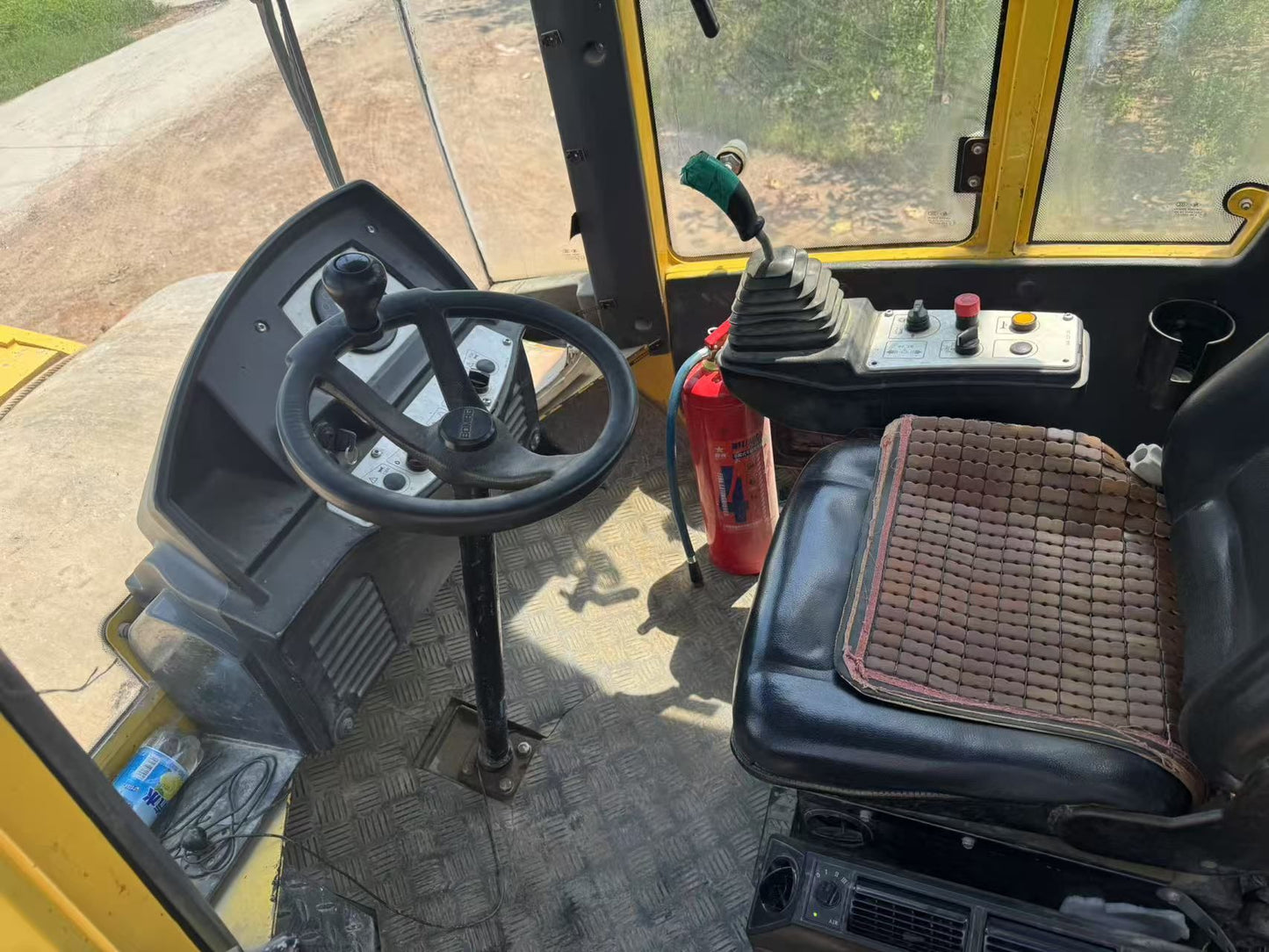 Used Bomag BW220 Road Roller for Sale rear side view