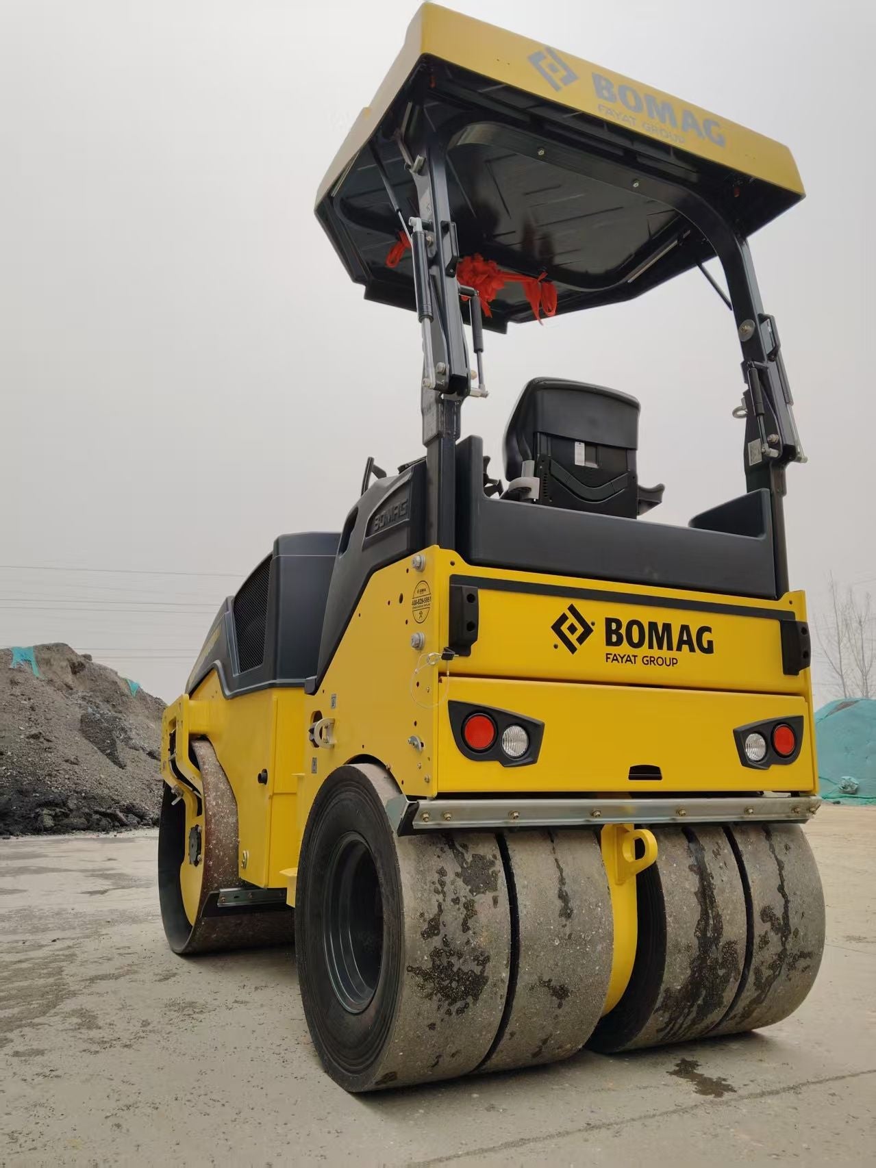 Used Bomag BW138AC Road Roller for Sale rear side view