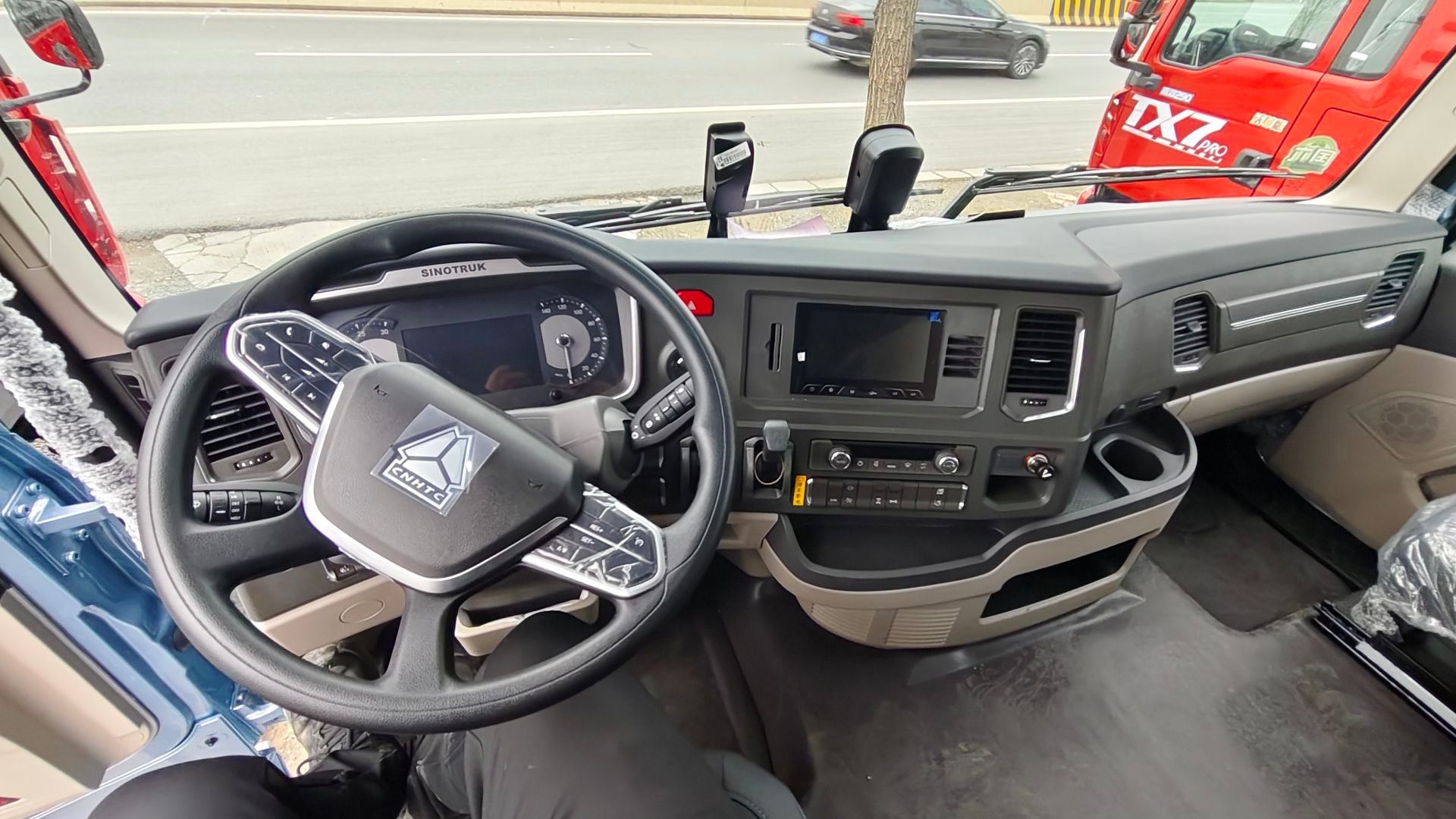 New Howo 540HP Truck Chassis for Sale - Updated Model detail view