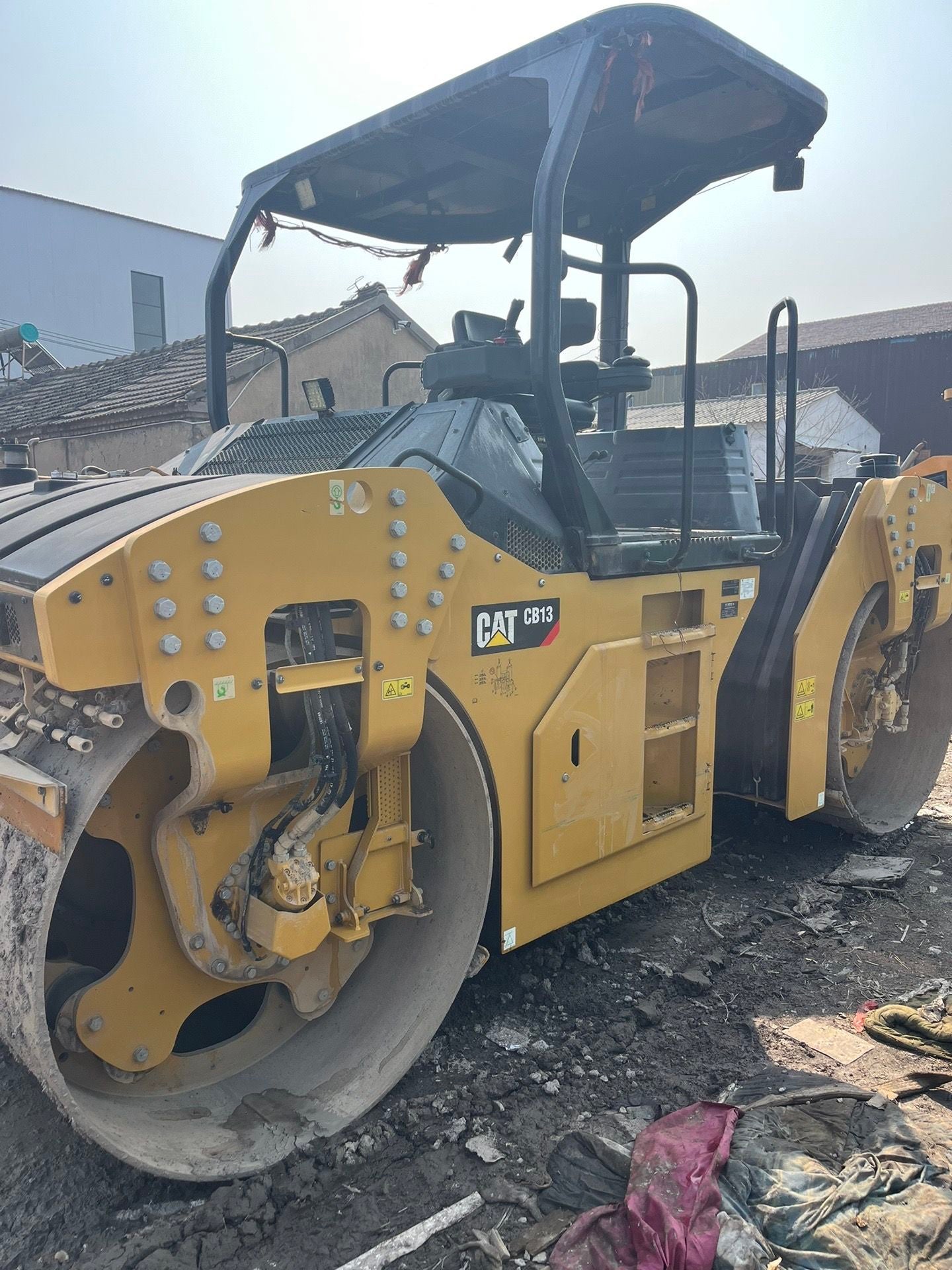 Used Caterpillar CB13 Road Roller for Sale front view