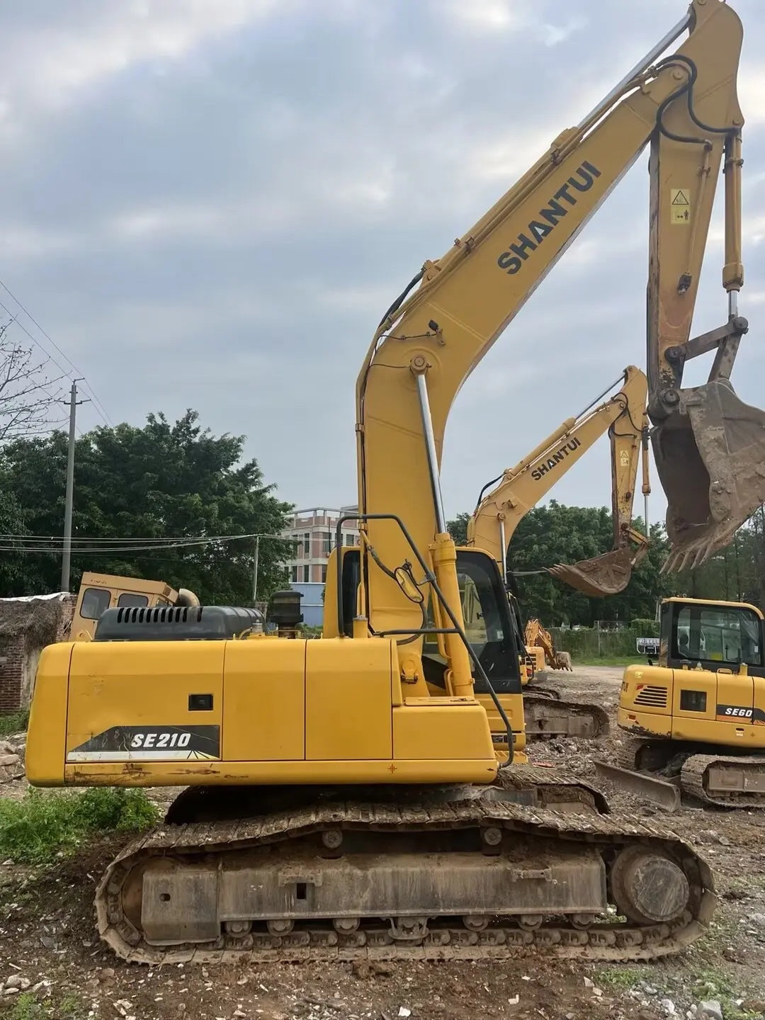 USED SHANTUI SE210