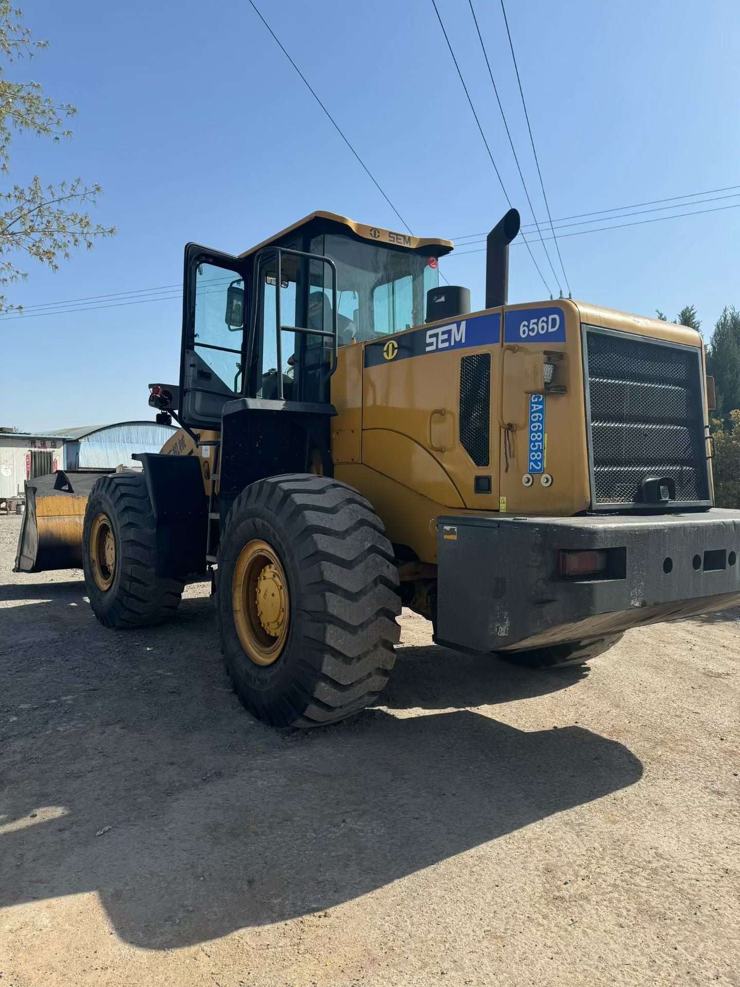 USED SEM 656D