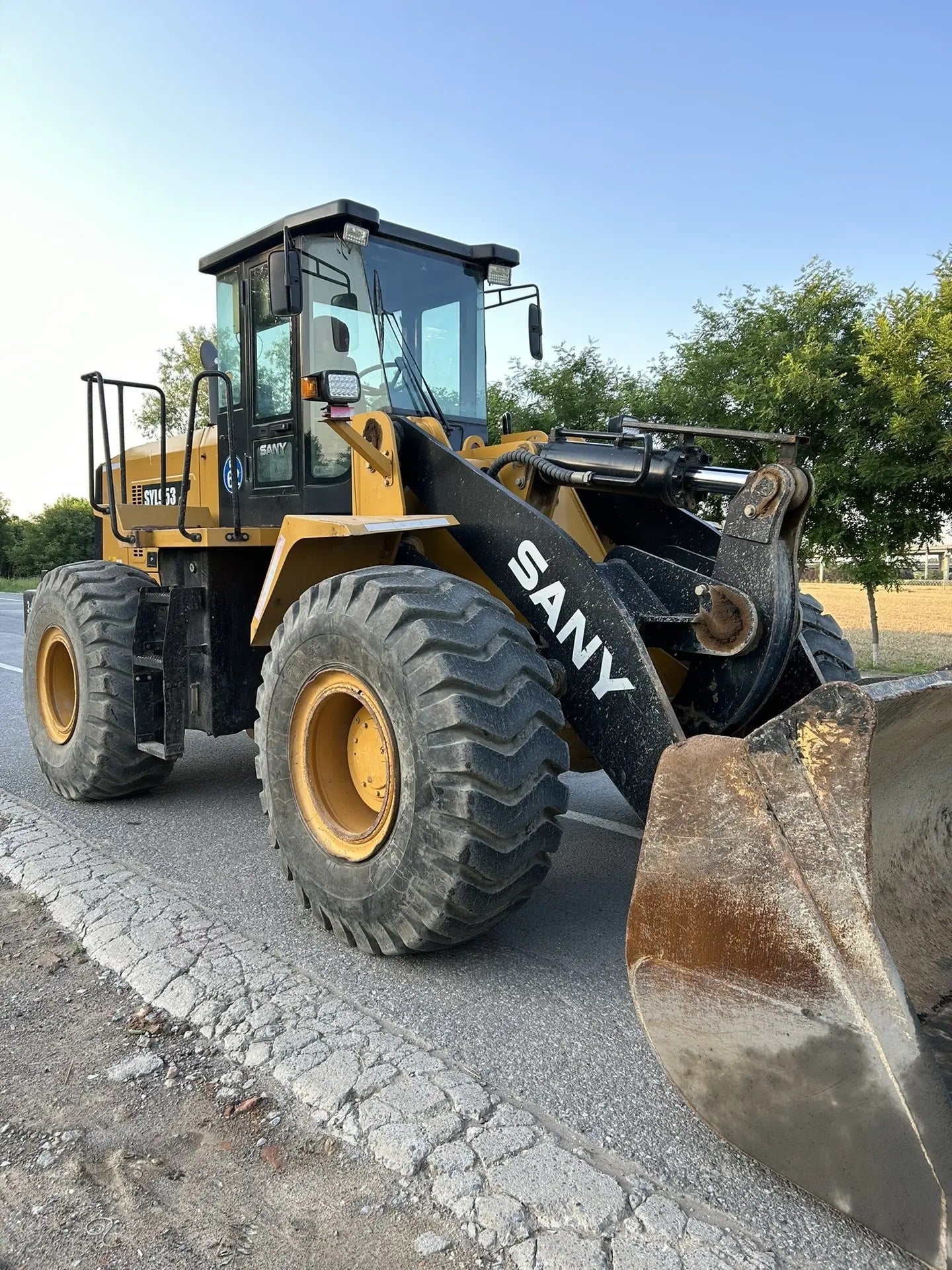 USED SANY 953H