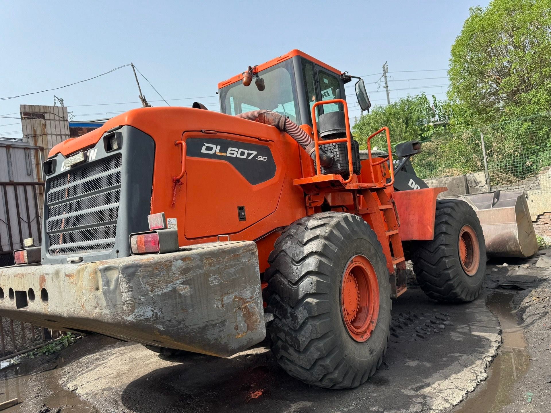 Used Doosan DL607 Wheel Loader for Sale front view