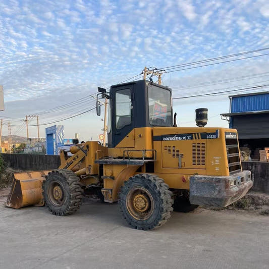 Used Lonking LG825 Wheel Loader for Sale side view