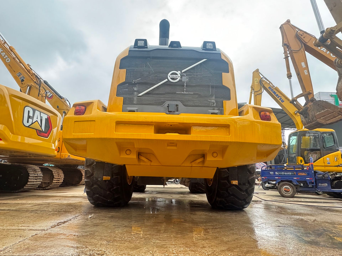Used Volvo L180G Wheel Loader for Sale detail view