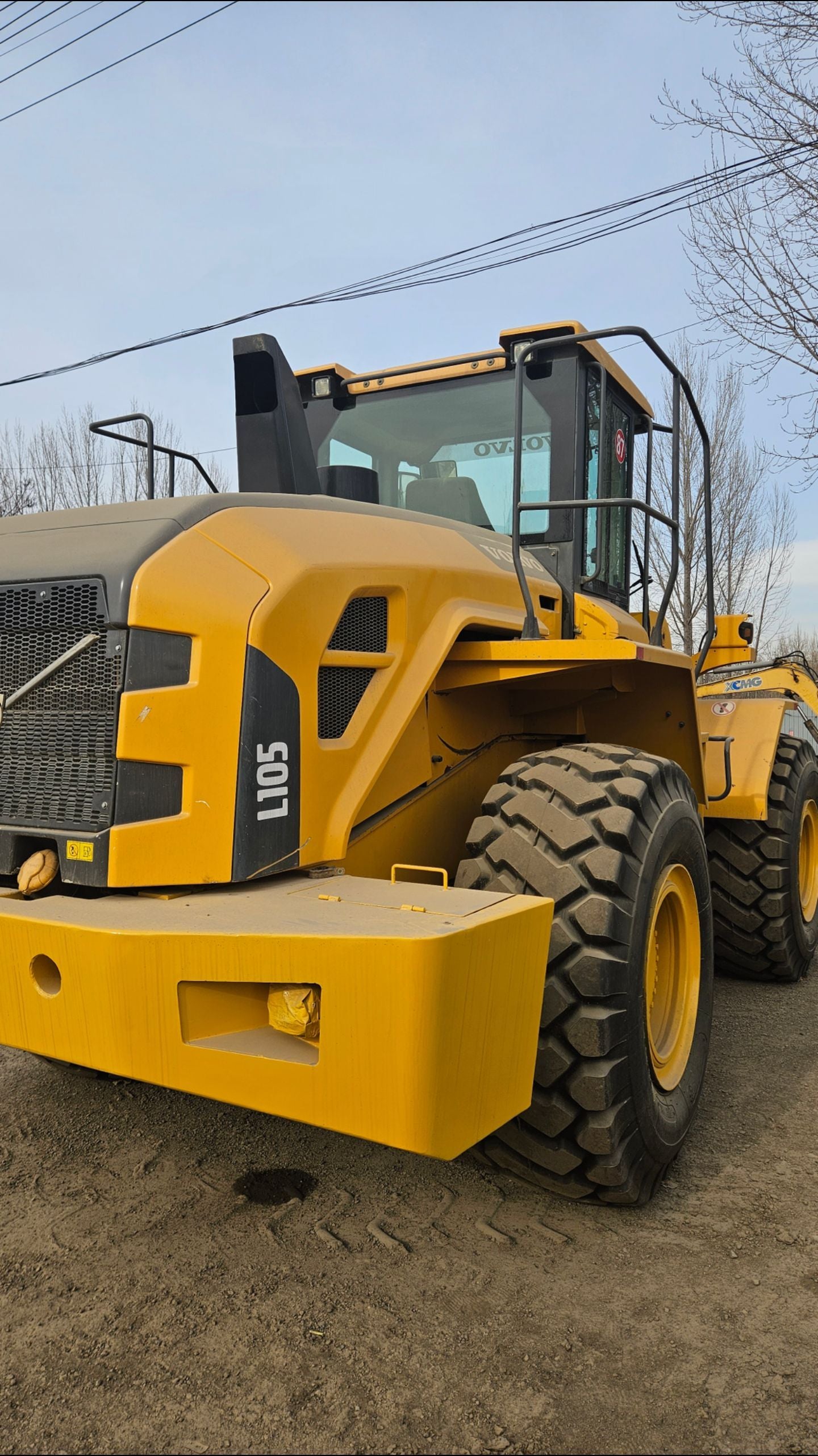 Used Volvo L105 Wheel Loader for Sale detail view