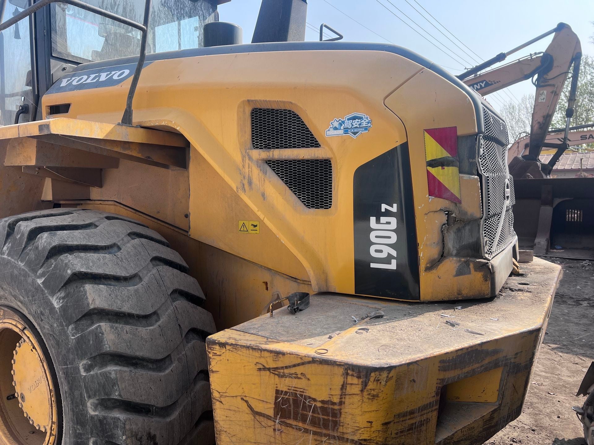 Used Volvo L90GZ Wheel Loader for Sale detail view