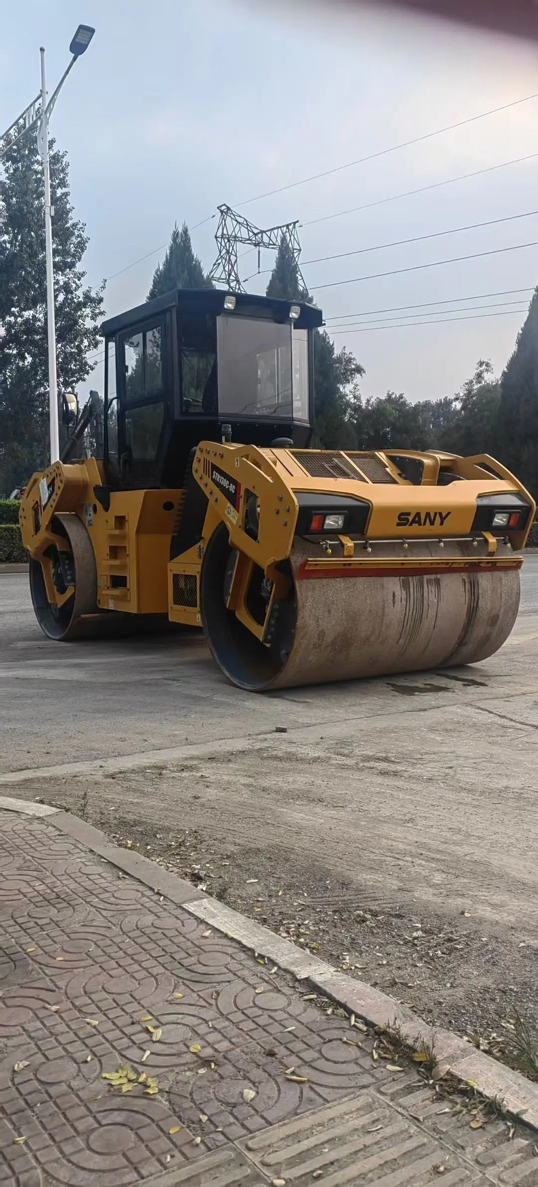 USED SANY STR130C-8