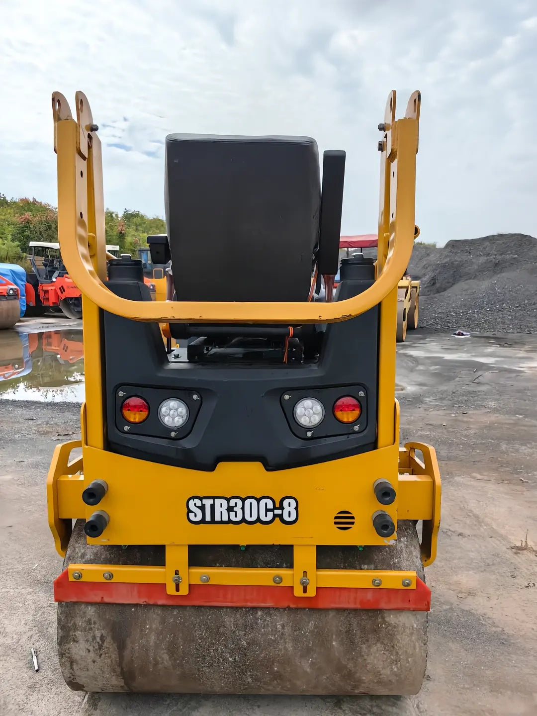 USED SANY STR30-8