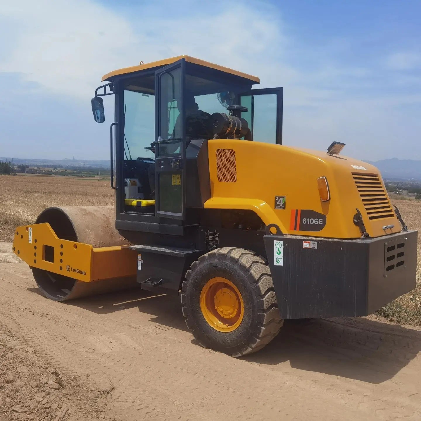 Used Liugong 6106E Road Roller for Sale detail view