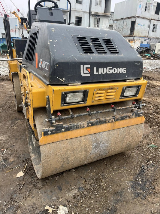 Used Liugong 6032E Road Roller for Sale rear side view