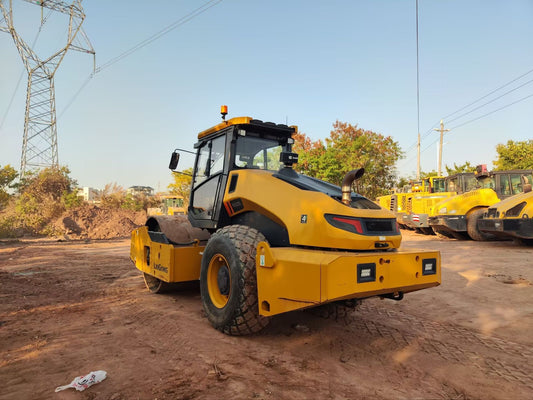Used Liugong 6620E Road Roller for Sale rear side view