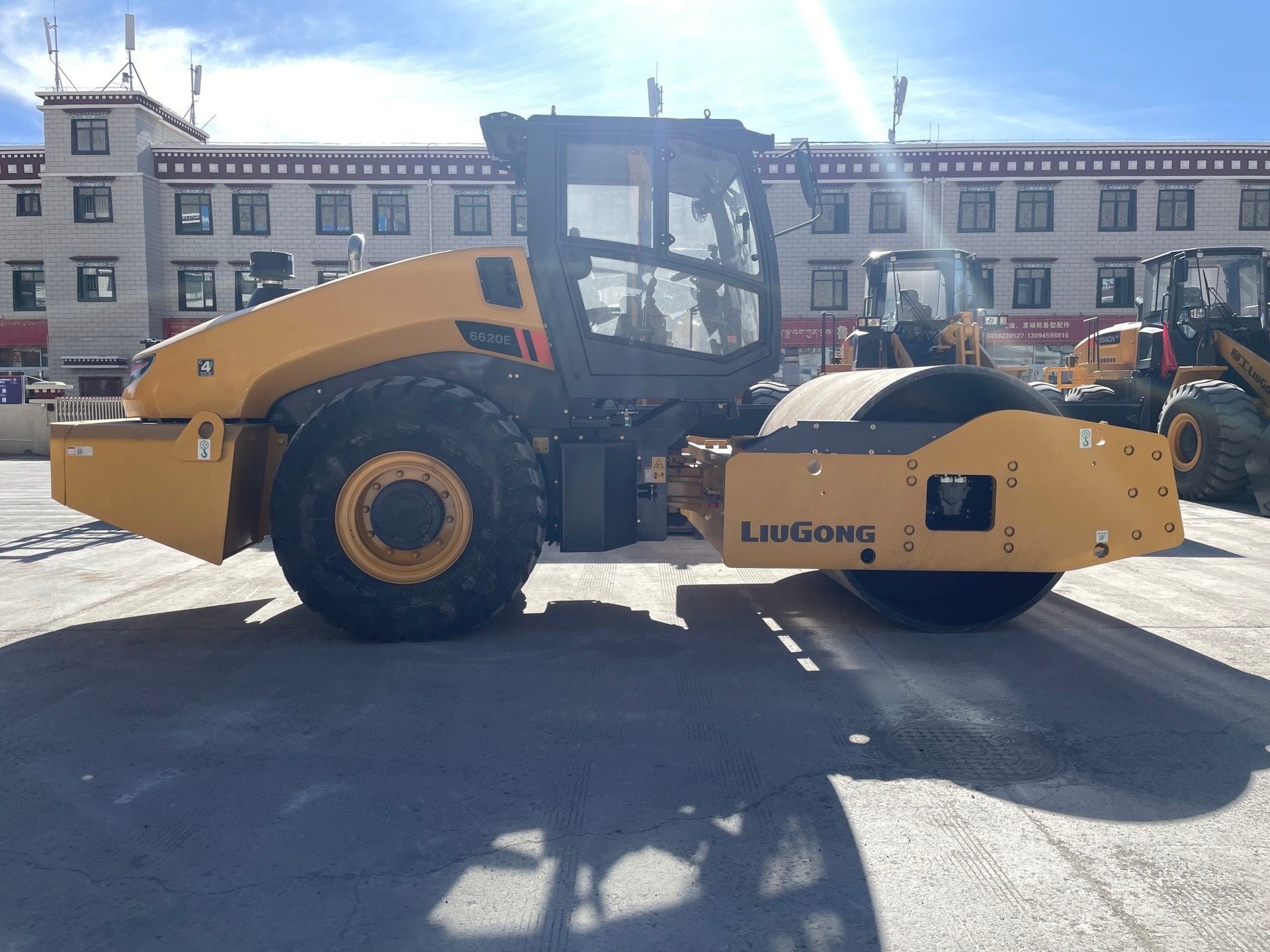 Used Liugong 6620E Road Roller for Sale detail view