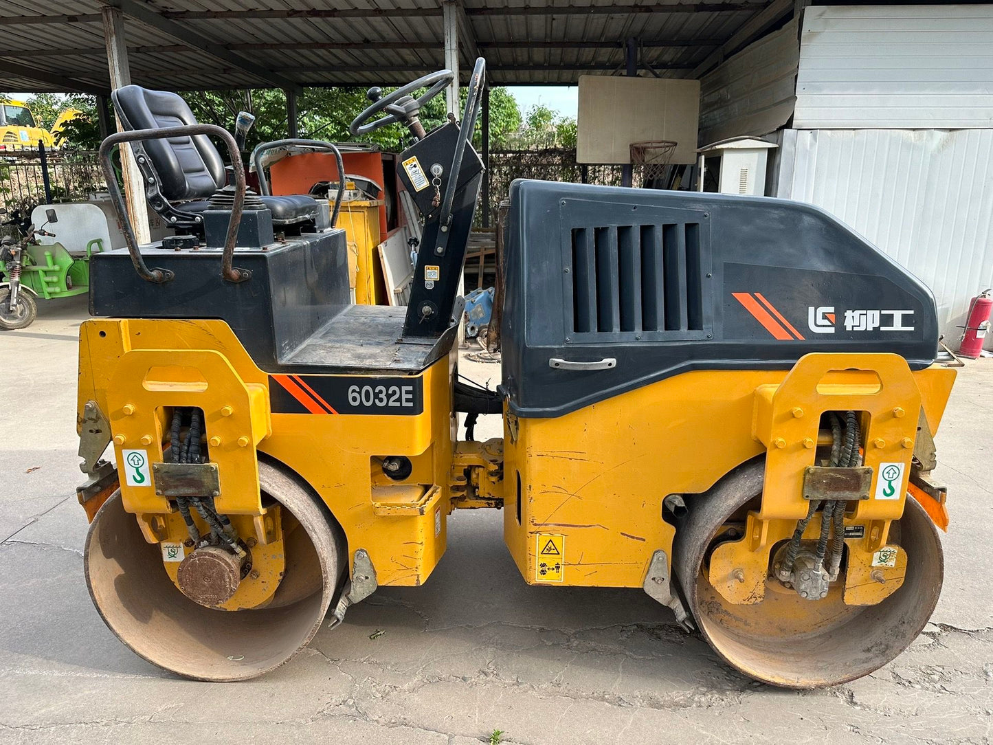 Used Liugong 6032E Road Roller for Sale detail view