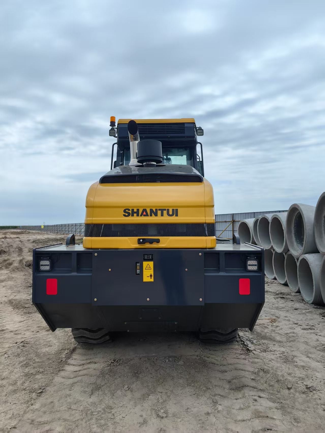 USED SHANTUI SR22