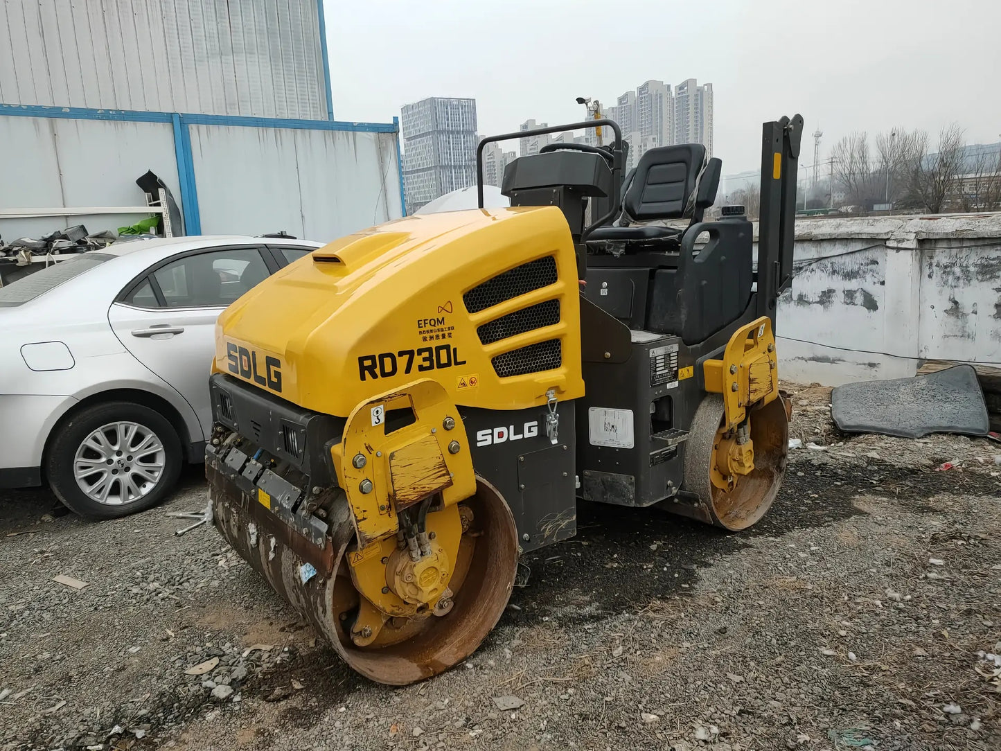 USED SDLG RD730L