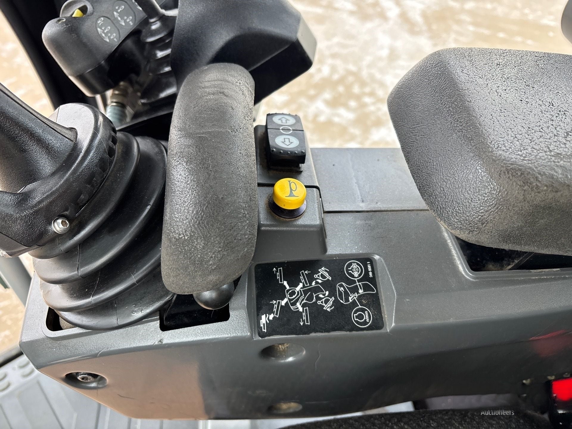 Used Caterpillar 160M Motor Grader for Sale detail view
