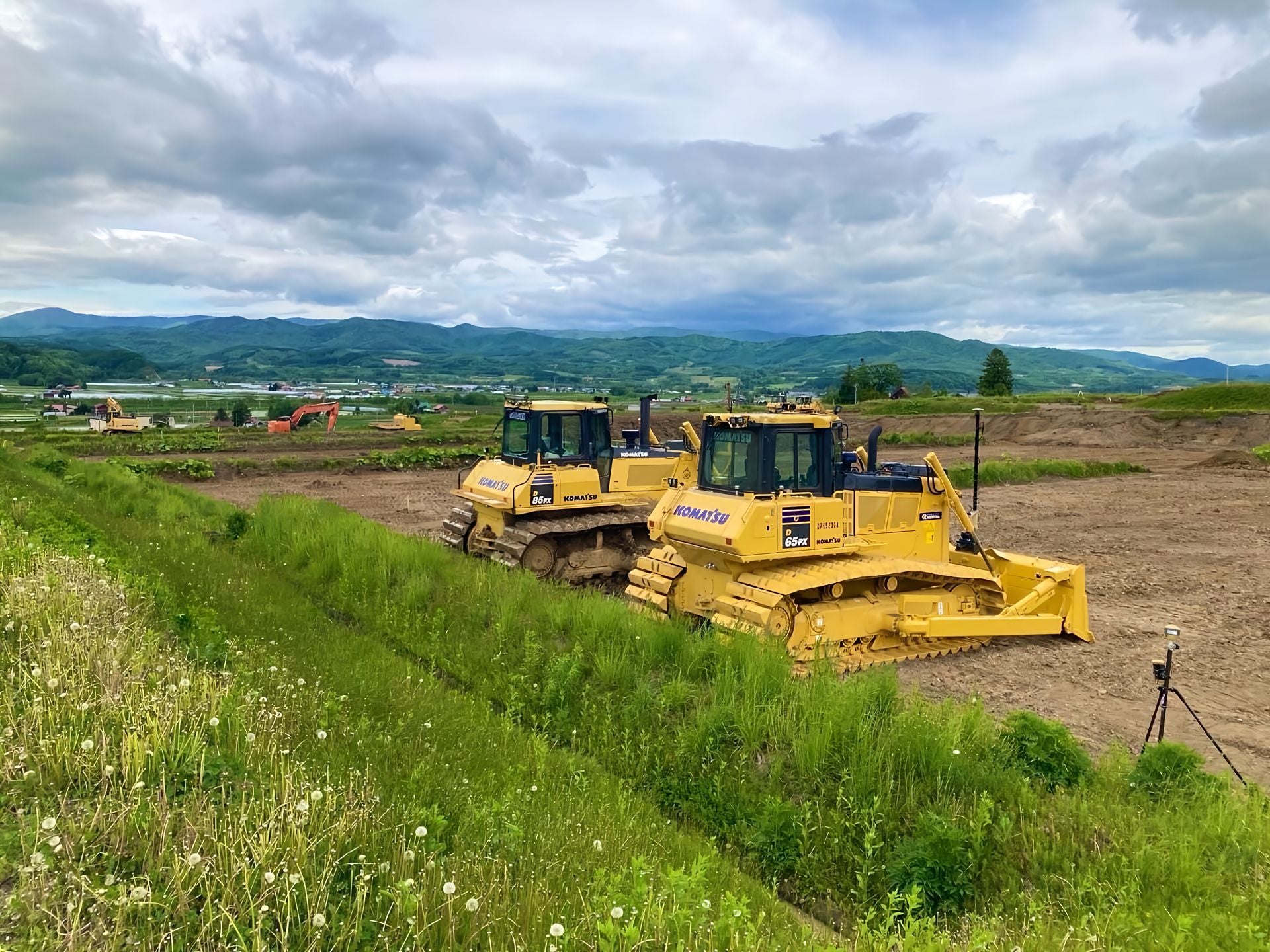 Used Komatsu 65PX Bulldozer for Sale rear side view