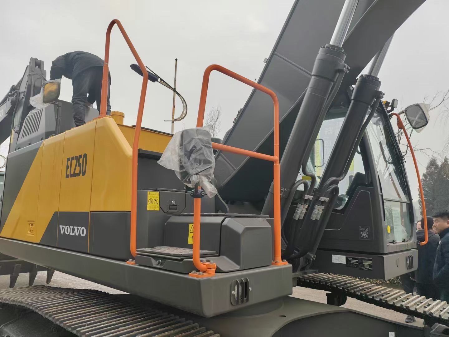 New Volvo EC250 CN4 Excavator for Sale detail view