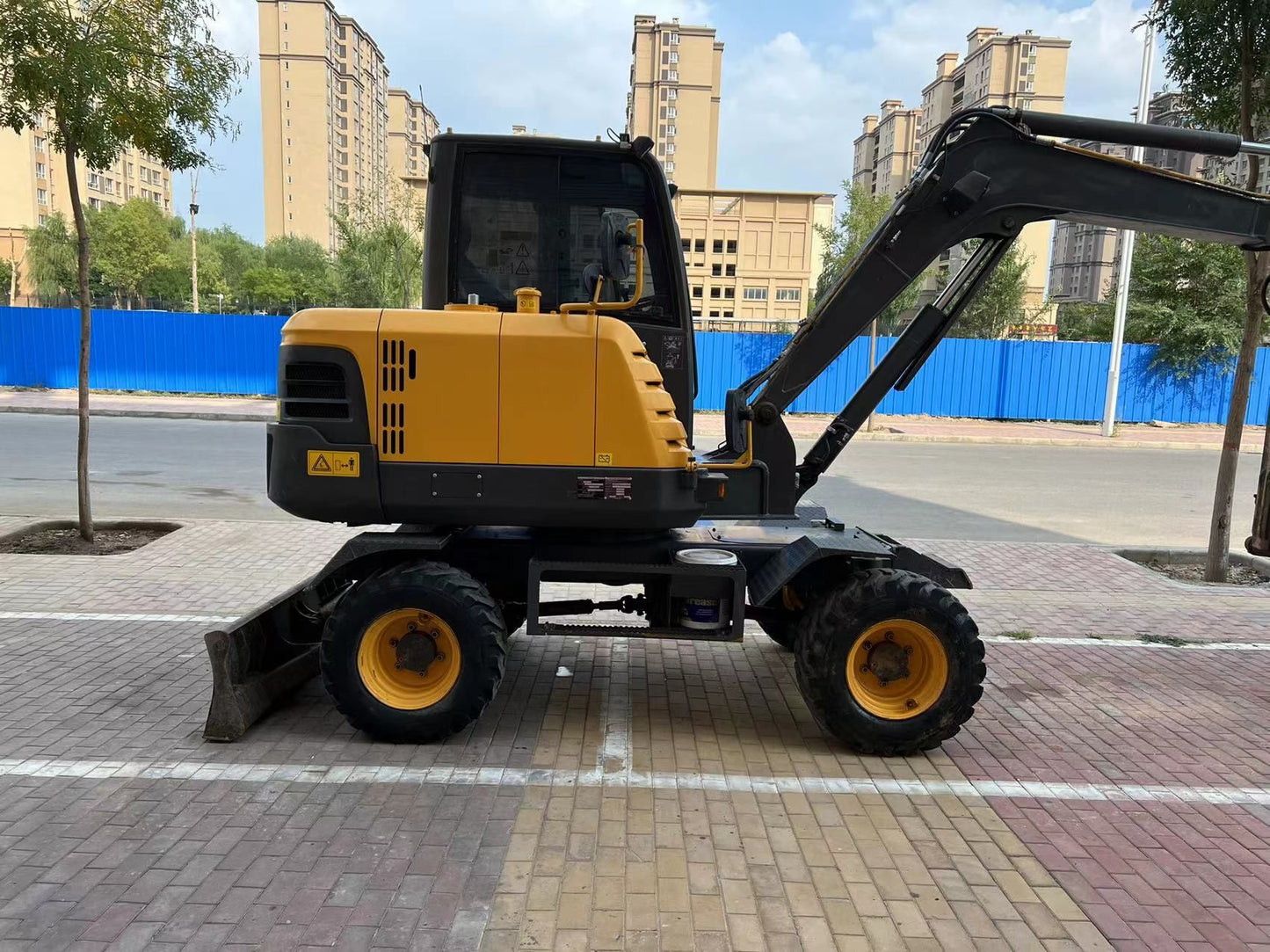 Used Volvo EW60 Wheeled Excavator for Sale front view