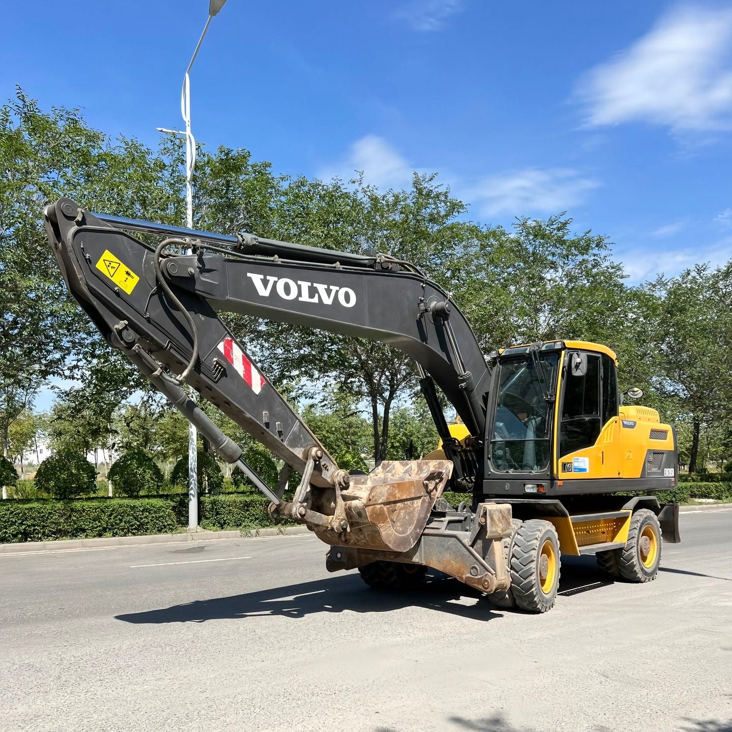 Used Volvo EW205 Excavator for Sale side view
