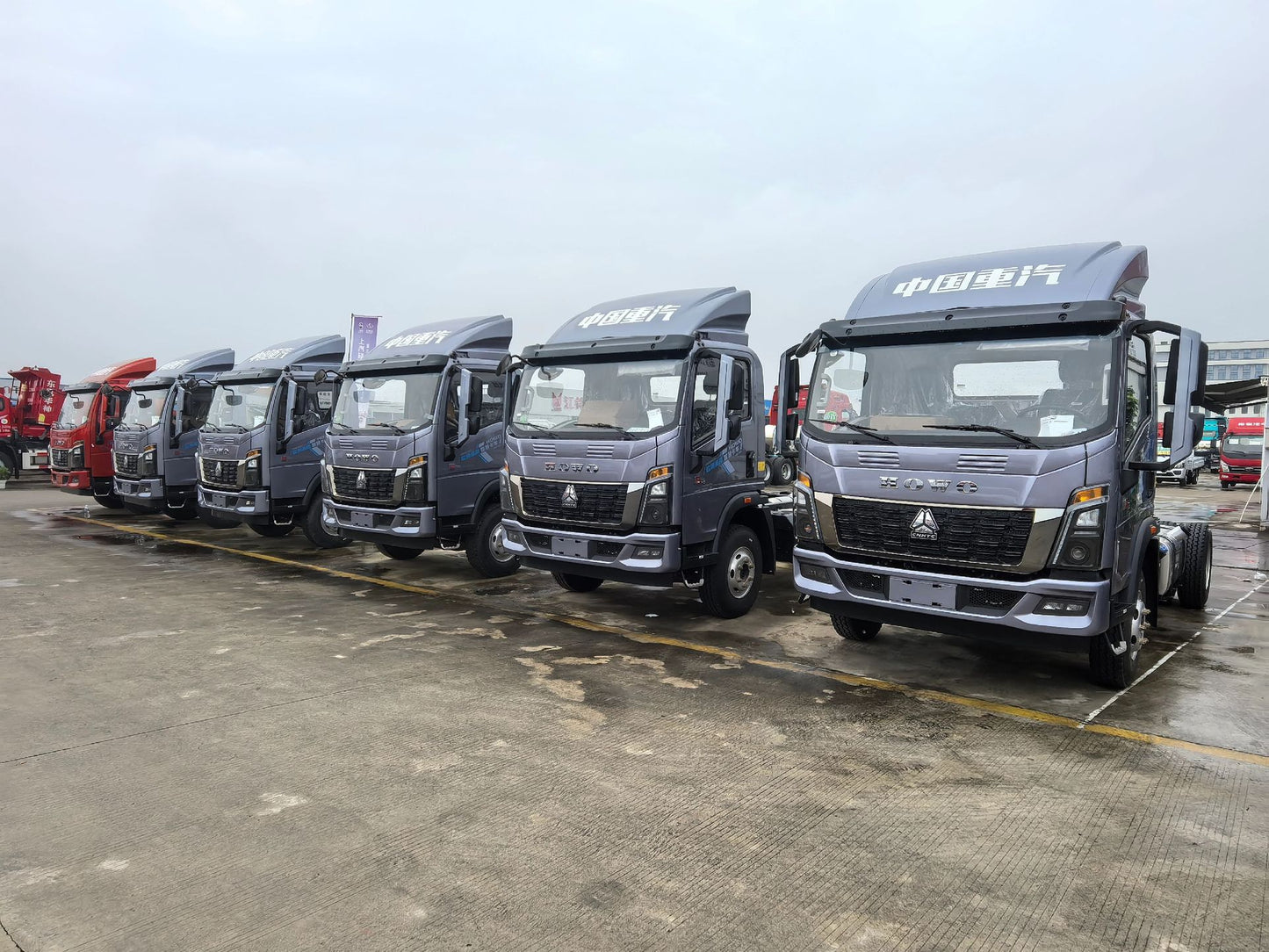 New Howo 190HP Truck Chassis for Sale rear side view