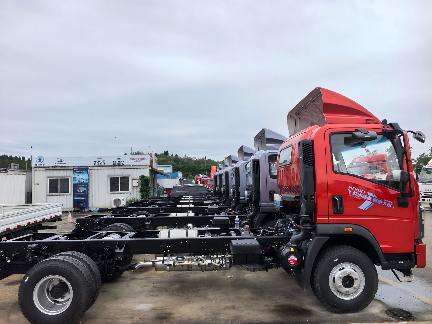 New Howo 190HP Truck Chassis for Sale detail view