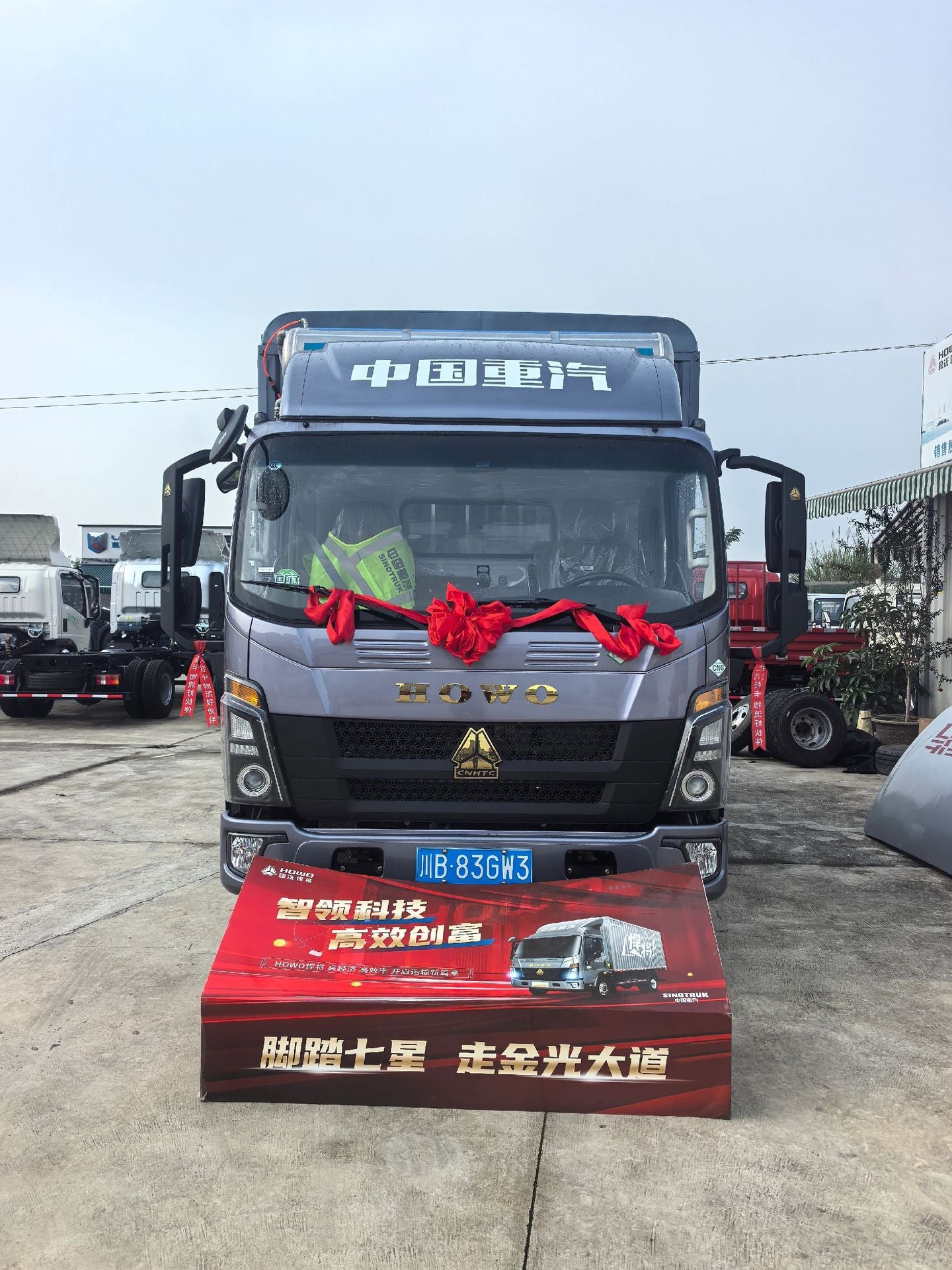 New Howo 190HP Truck Chassis for Sale detail view