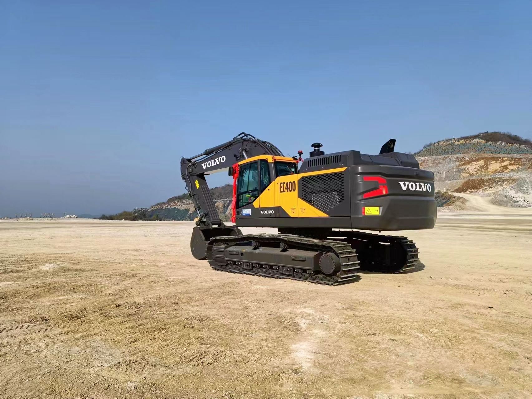 New Volvo EC400 Excavator for Sale detail view