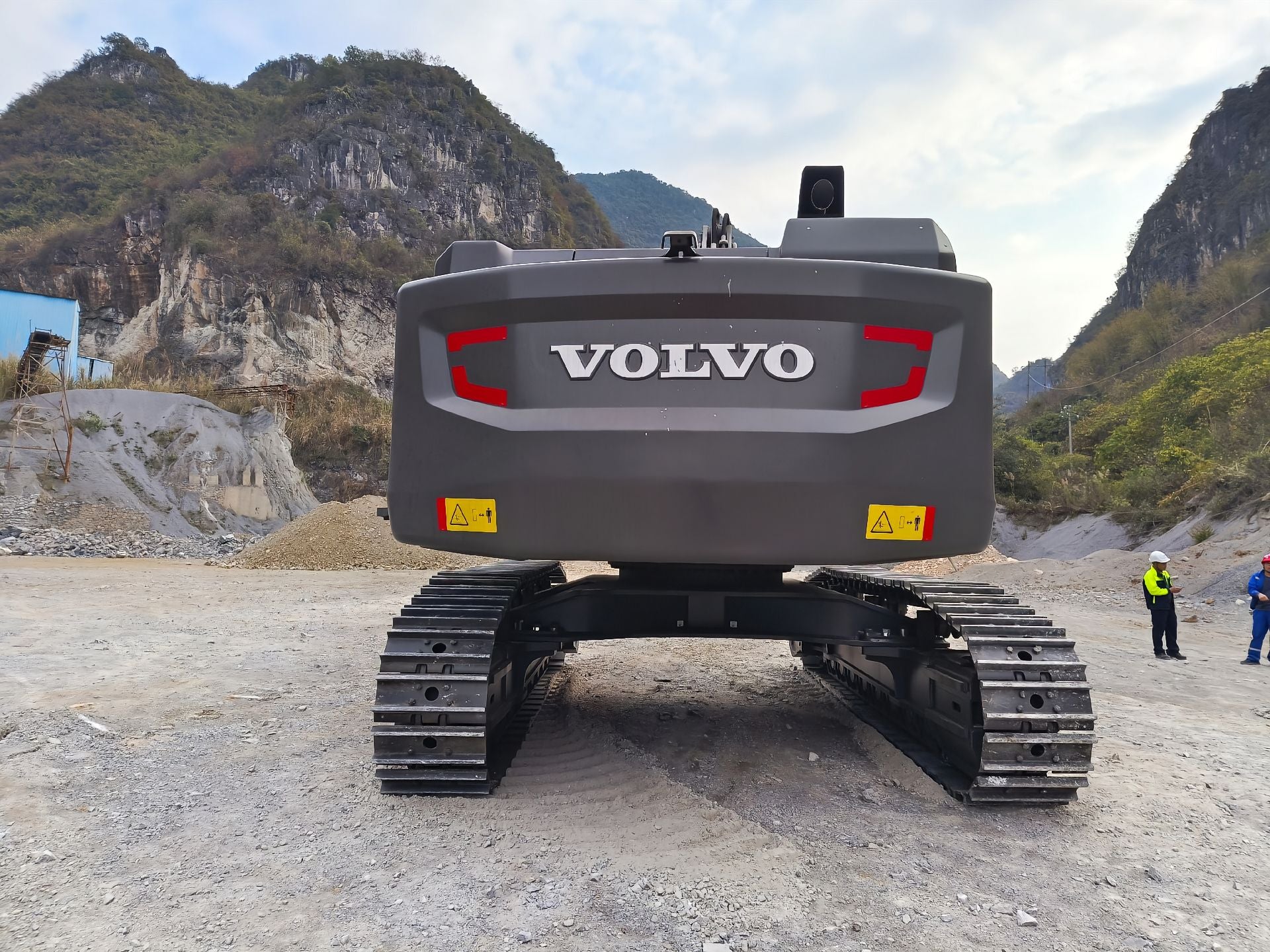 New Volvo EC550 Excavator for Sale detail view