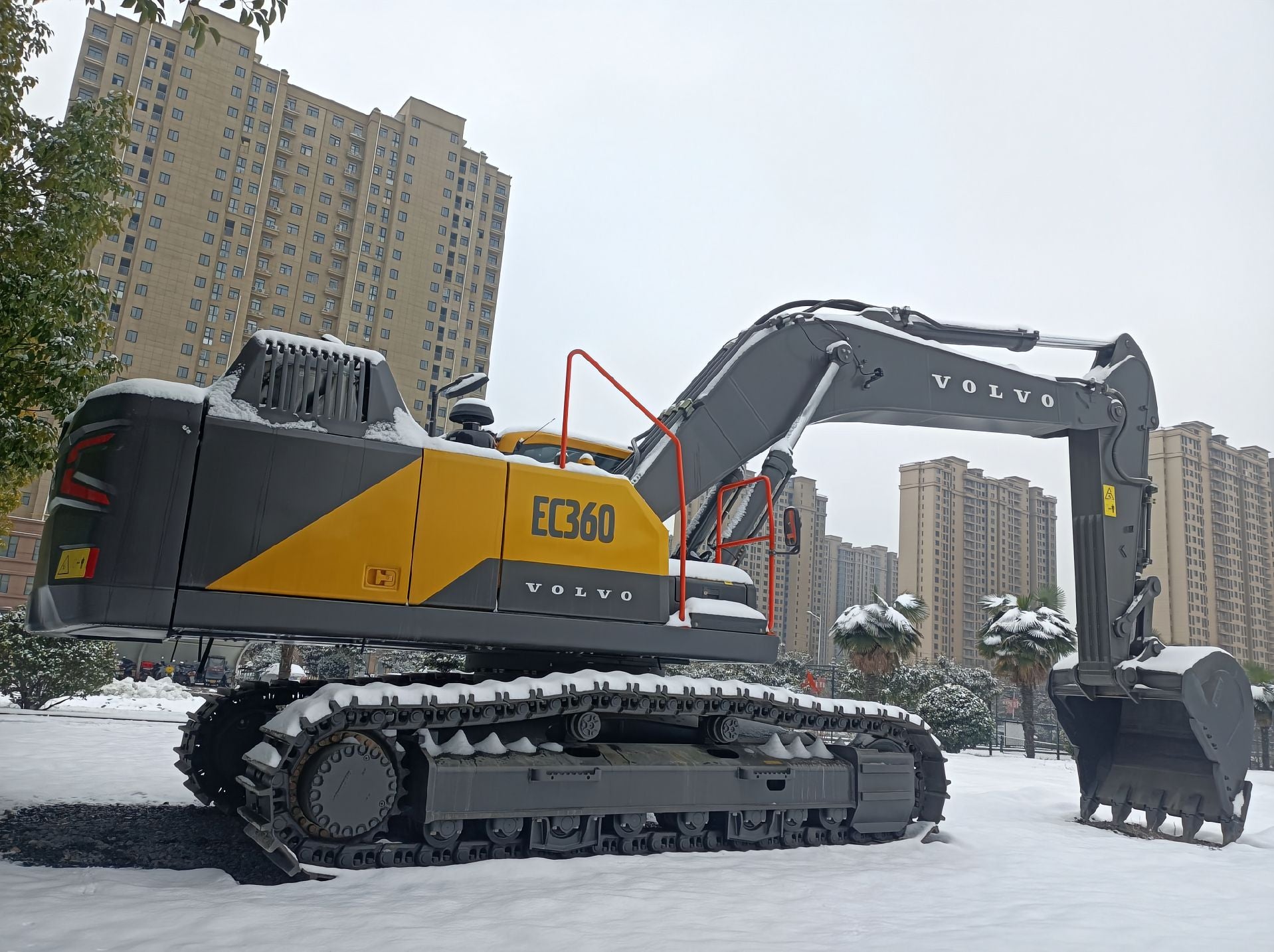 New Volvo EC360 Excavator for Sale - Updated Model detail view