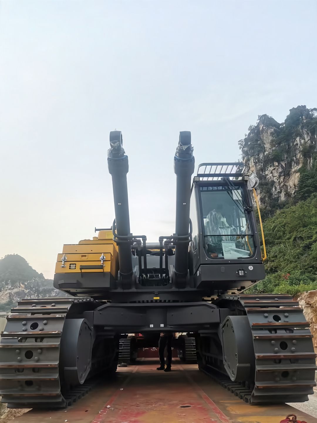 New Volvo EC750DL Excavator for Sale front view